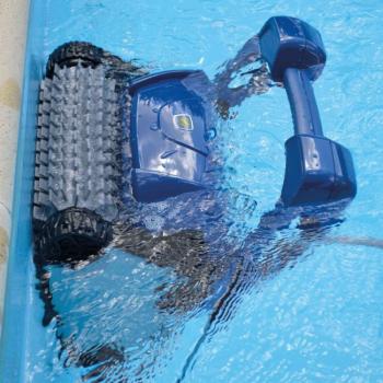 Cyclon X Pro RC 4402  medencetisztító robot 2.Kép