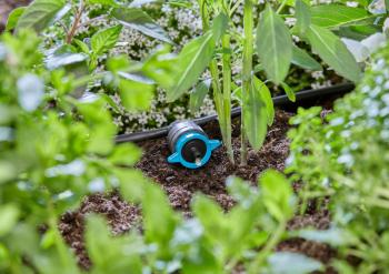Micro Drip System szabályozható sorcsepegtető, nyomáskiegyenlítő 2.Kép