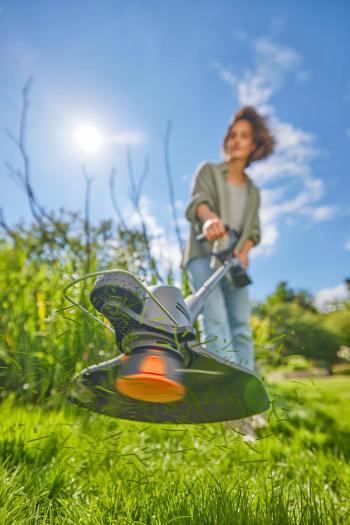 PowerTrim  30/18V P4A Akkumulátoros  fűszegélynyíró akkumulátorral 8.Kép