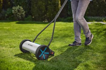 Comfort 330  hengerkéses kézi fűnyíró 4.Kép