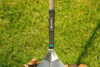 PureLine FSC® 100% állítható fém lombseprű 2.Kép